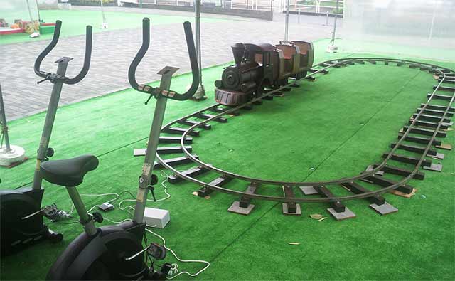 人力発電トレイン