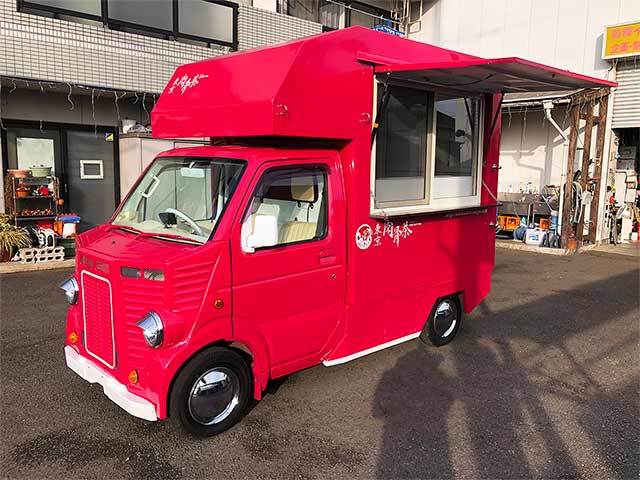 東京肉骨茶様キッチンカー販売面（オープン時）