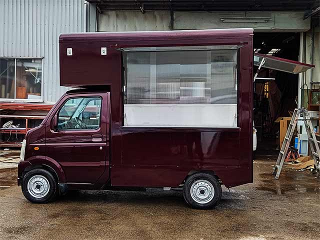 ドン・パニーニ様キッチンカー 販売面