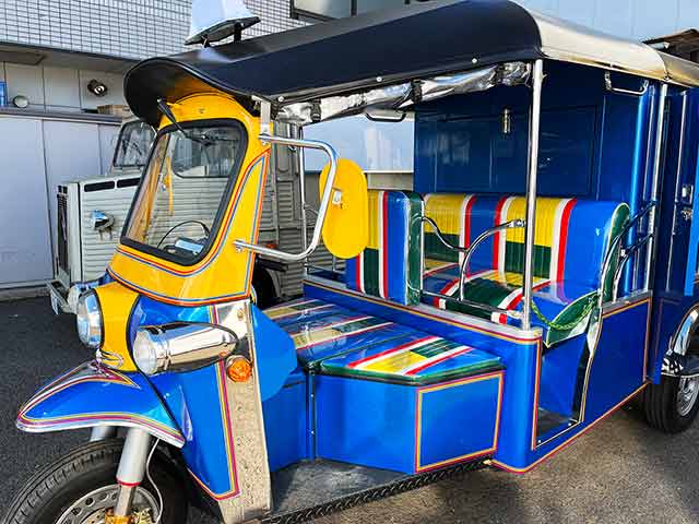 からびんか様トゥクトゥクキッチンカー 座席部分
