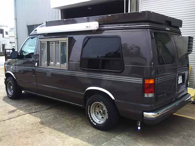 移動販売事業者様 後部から