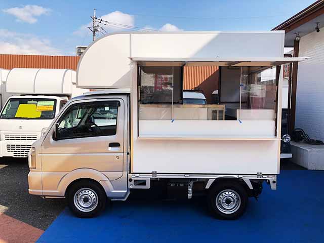 高間様キッチンカー 販売面