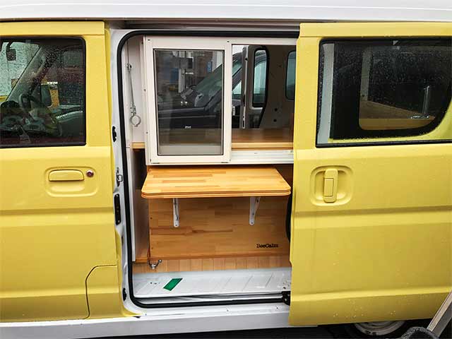 ヨガインストラクター様キッチンカー 販売面