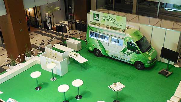 キッチンカープロモーション準備の写真