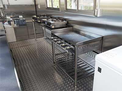  車内レイアウト例 